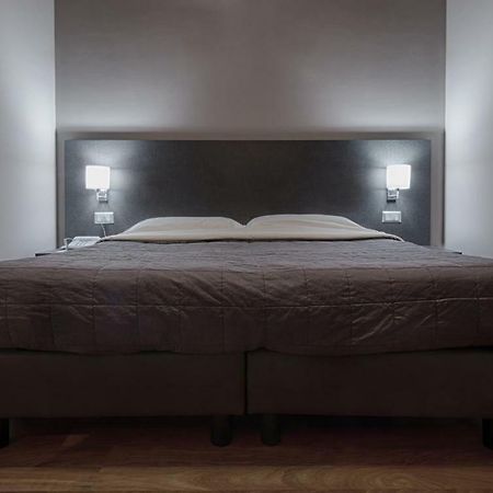 Twelve Hotel Moncalieri Extérieur photo