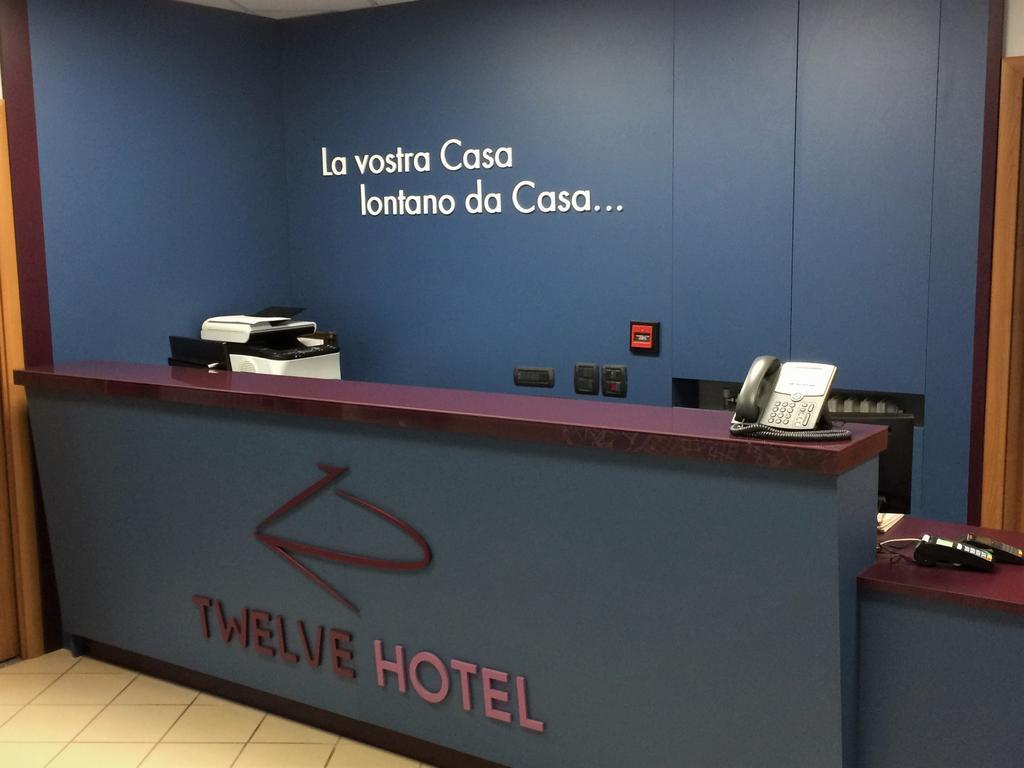 Twelve Hotel Moncalieri Extérieur photo