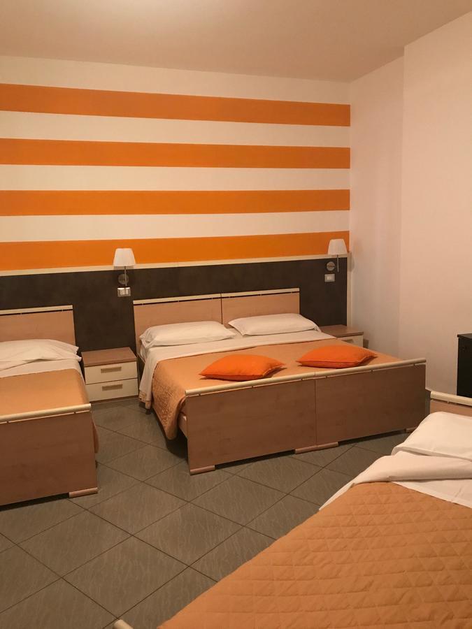 Twelve Hotel Moncalieri Extérieur photo
