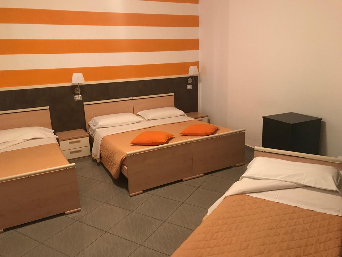 Twelve Hotel Moncalieri Extérieur photo