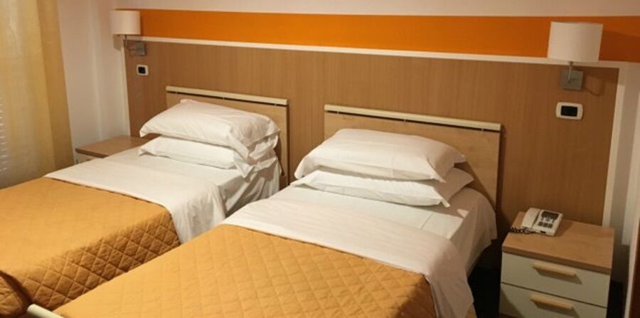 Twelve Hotel Moncalieri Extérieur photo