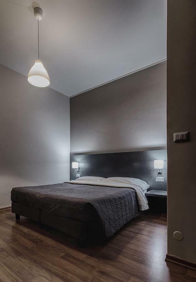 Twelve Hotel Moncalieri Extérieur photo