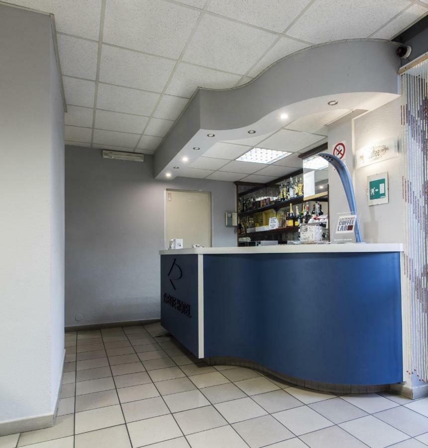 Twelve Hotel Moncalieri Extérieur photo